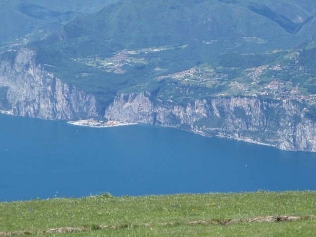 photo8.jpg