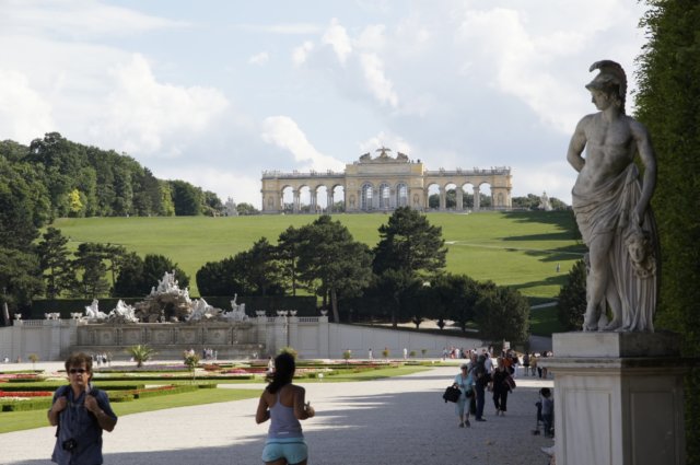 deachtertuinvanschlossschnbrunn.jpg