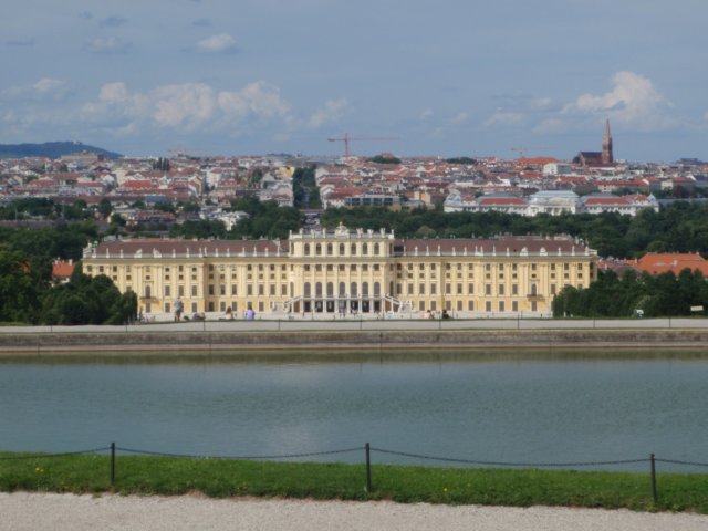 slossschnbrunn.jpg
