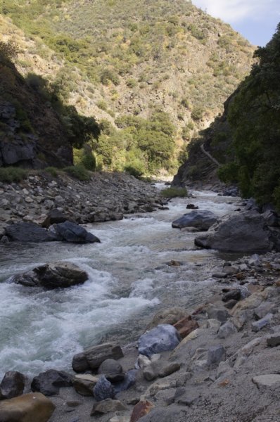 hetriviertjeindecanyon.jpg