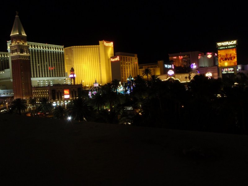 lasvegasbynight4.jpg