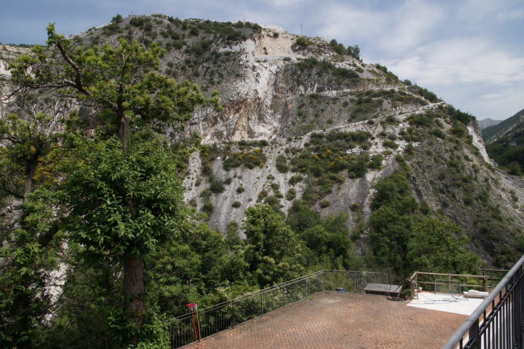 photo2.jpg